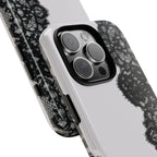 Lace | Black and White - Mare di Luna