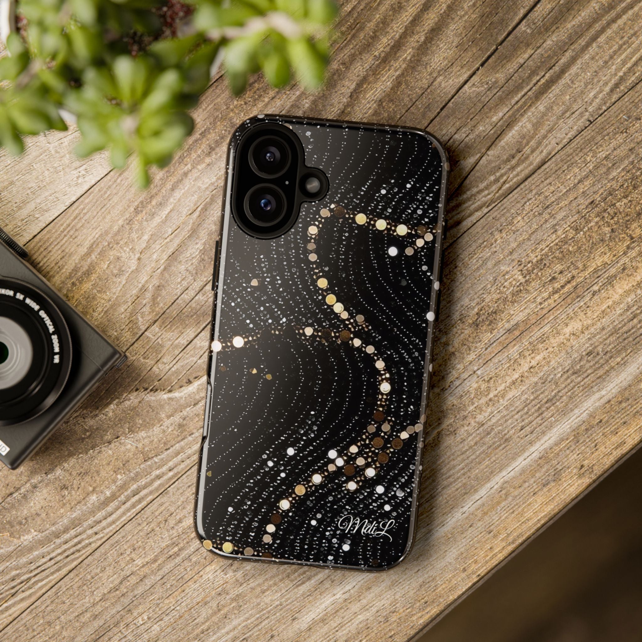 Sequin | Black and Gold - Mare di Luna