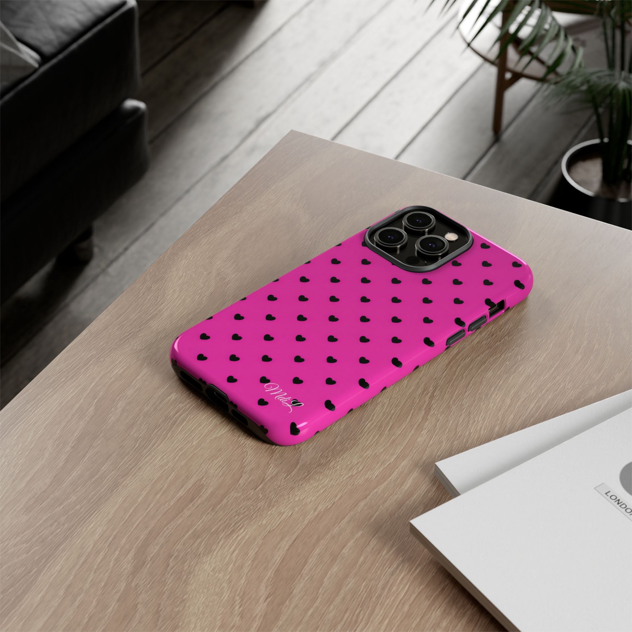 Dotted Hearts | Neon Pink - Mare di Luna