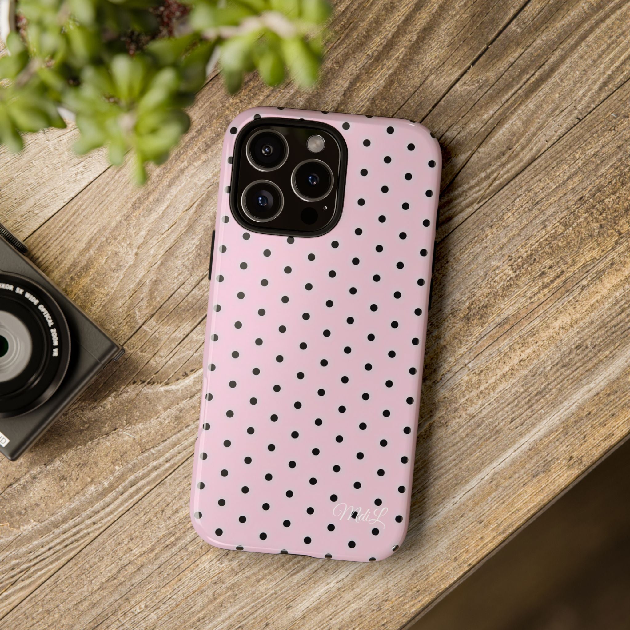 Polka Dots | Pink and Black - Mare di Luna