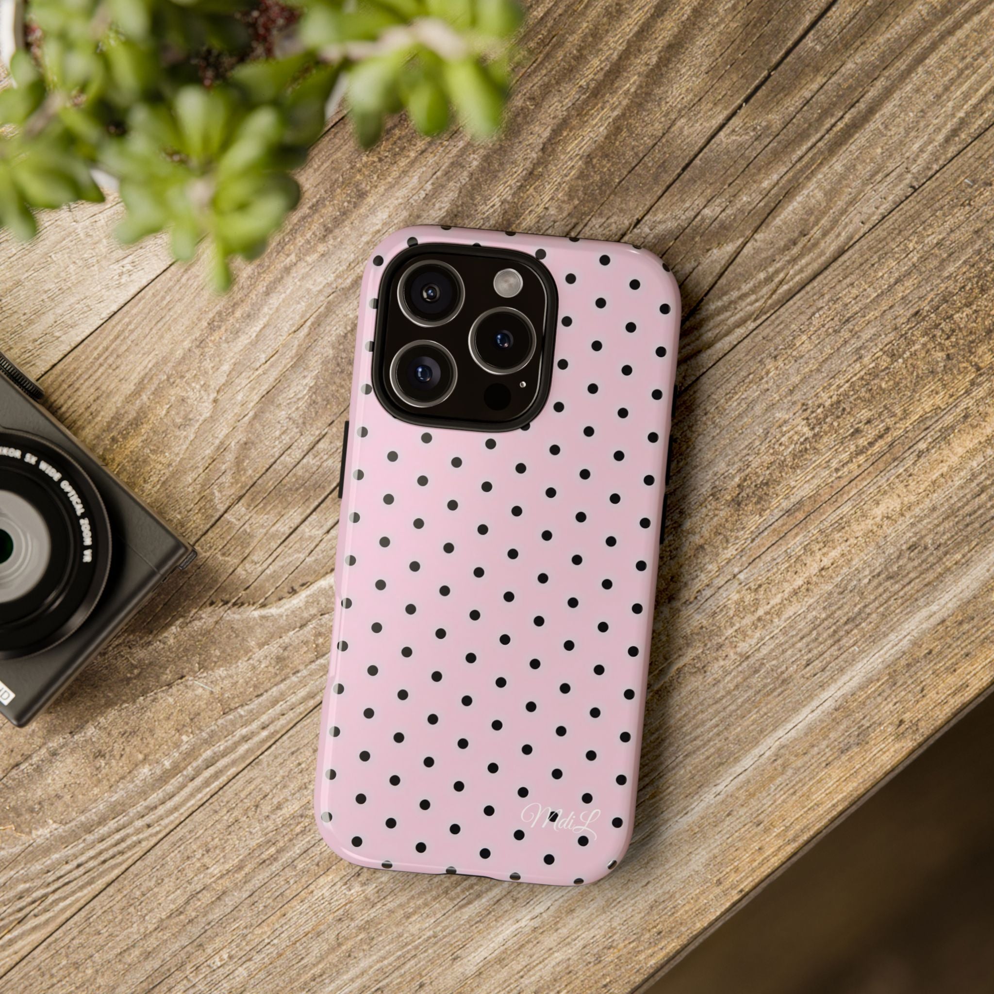 Polka Dots | Pink and Black - Mare di Luna